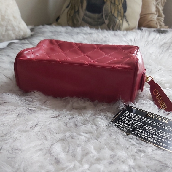 Beautiful Vintage Red CHANEL TOILETRY MAKEUP POUCH CASE Authentic - Picture 4 of 12